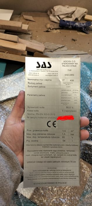 Tabliczka znamionowa pieca