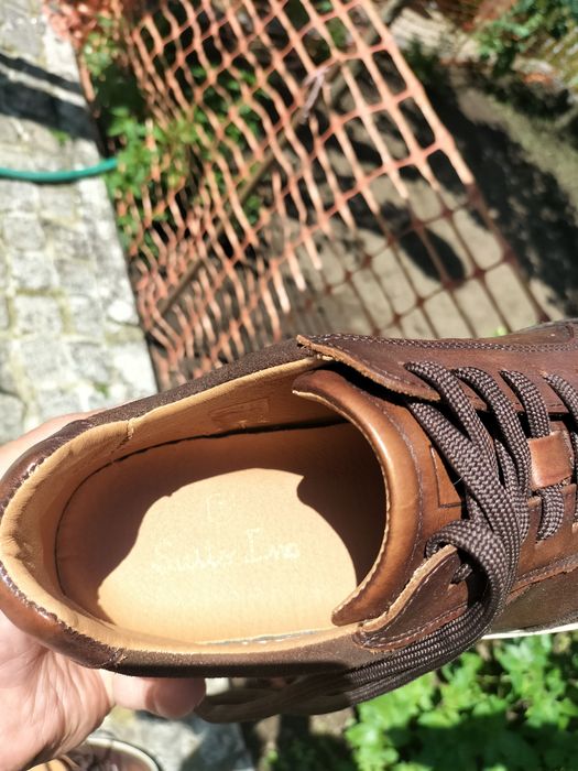 Sapatos usados uma vez