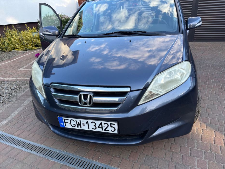 Samochód osobowy Hinda FRV 2,2 Diesel