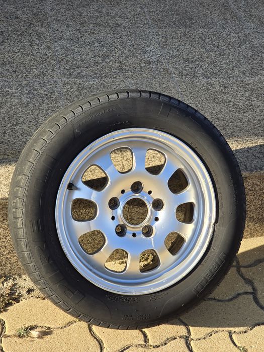 Jantes BMW 15” + Pneus Pirelli P7