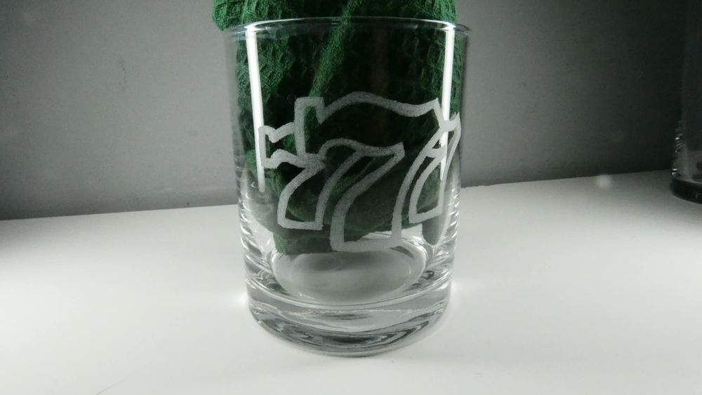 Szklanka z ręcznym grawerem