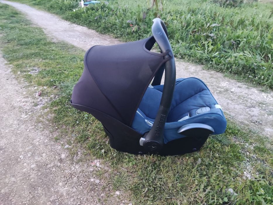 Ovinho Maxicosi azul