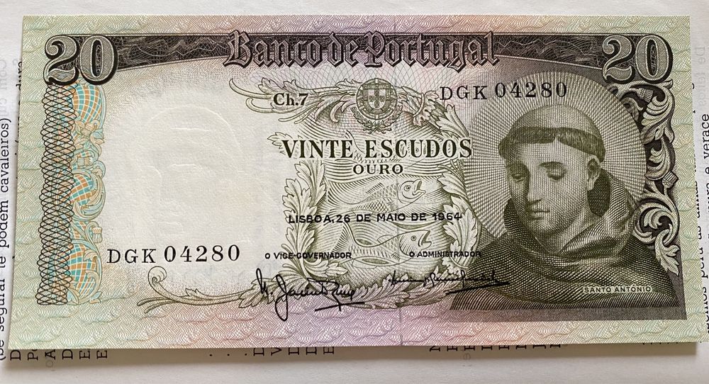 10 Old Banknotes in Excellent Condition