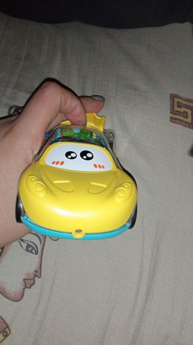 Машинка – телефон - свет, звук