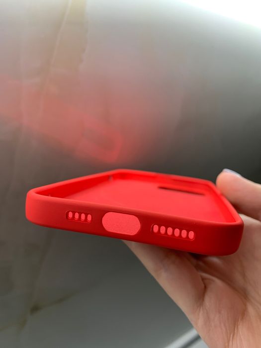 Чехол на iPhone 13 pro max