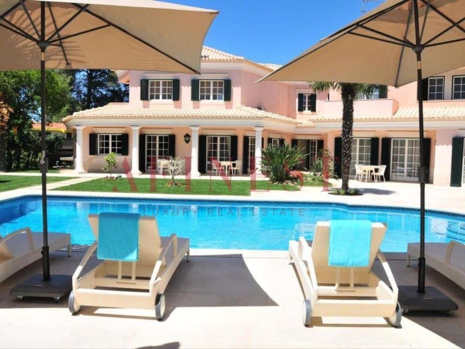 Uma Residência de Charme T8 com Alma Mediterrânica