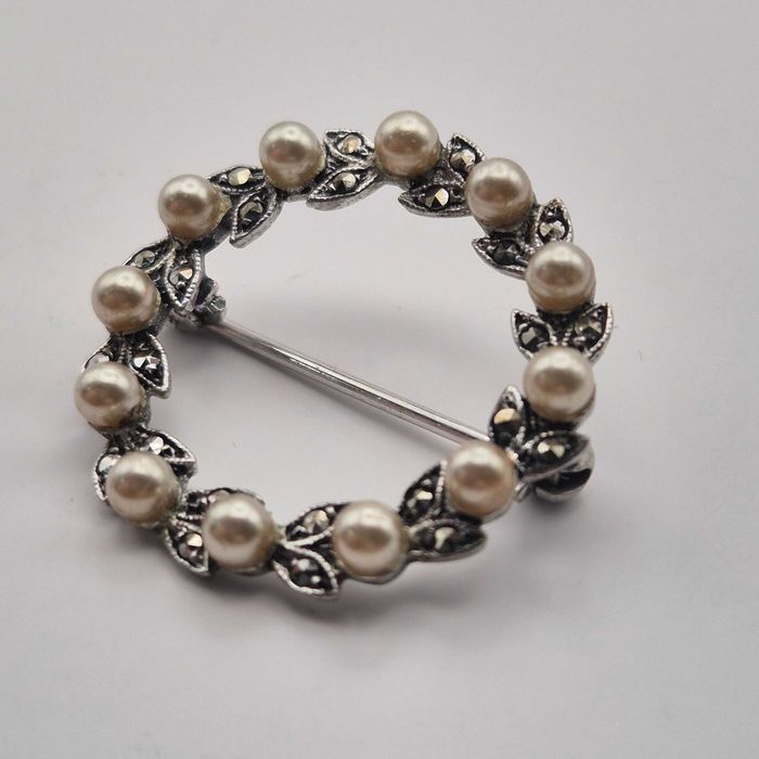 Broszka stara srebro