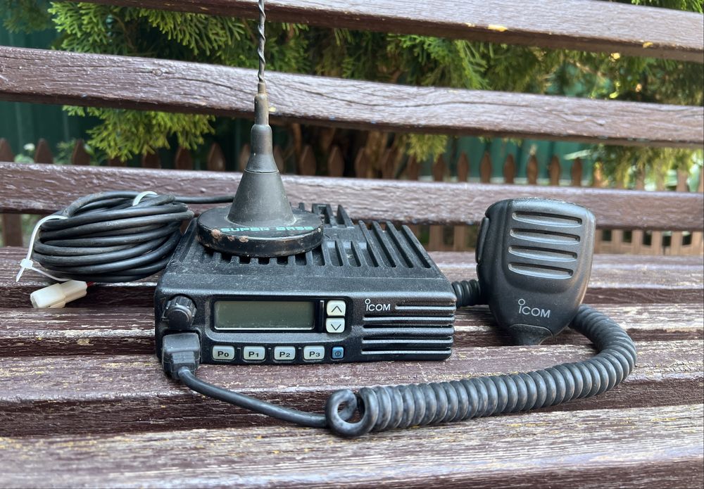 Радіостанція рація Icom IC-F211