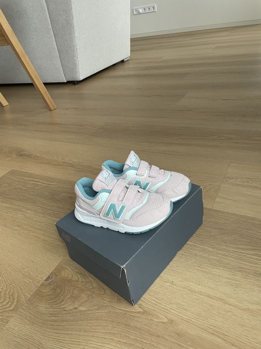 Кросівки new balance