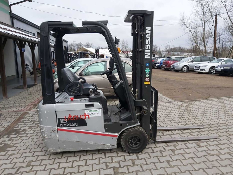 Wózek widłowy elektryczny Nissan 1N1L18Q, 1,75t, 2008r, Triplex 5,15m