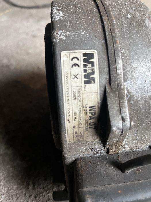 Podajnik ślimakowy do pieca