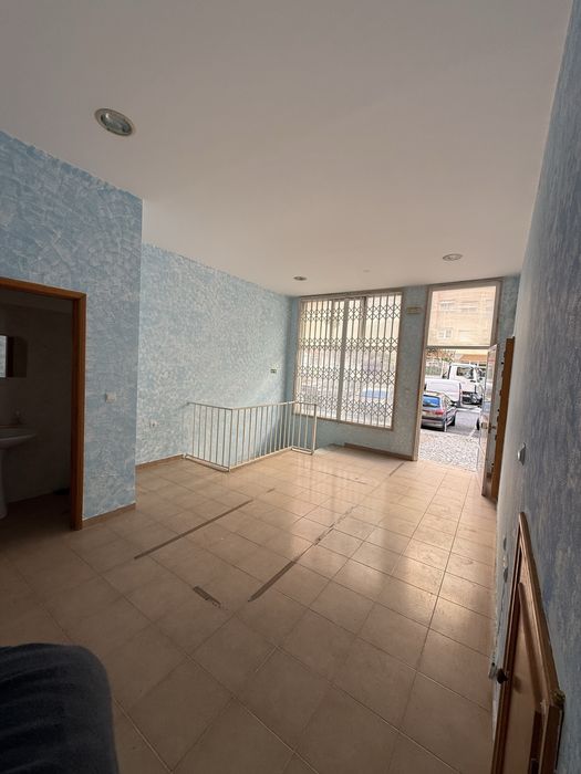 Loja Av. Fitares Rinchoa