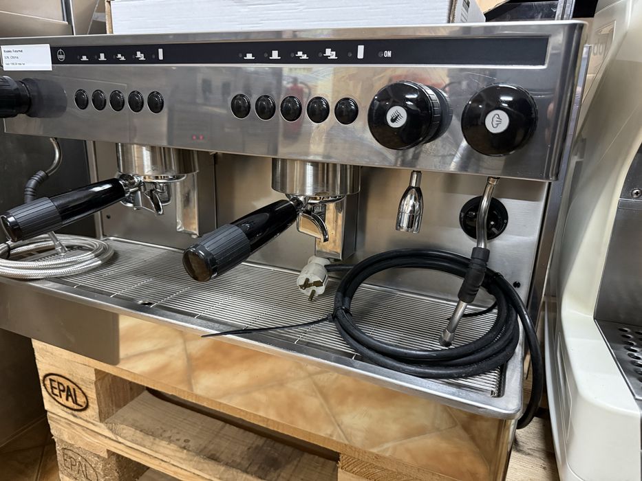 Maquina de café 2 grupos futurmat Ottima