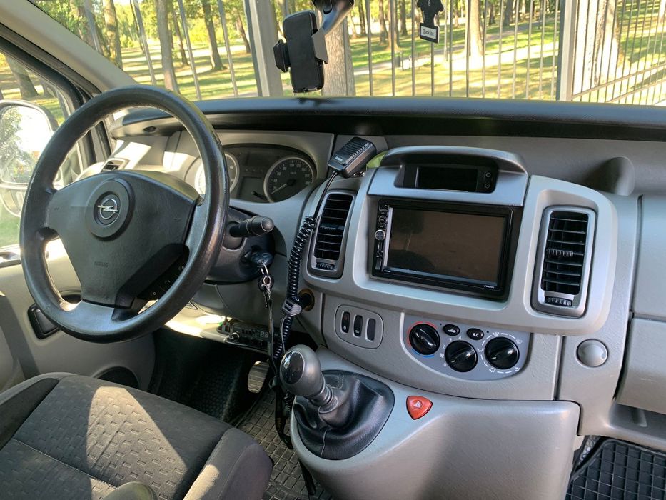 Wynajem busa 9 osobowego