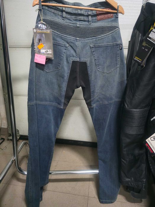 Syndyk sprzeda spodnie motocyklowe TRILOBITE JEANS Lady /661/ rozm. 26