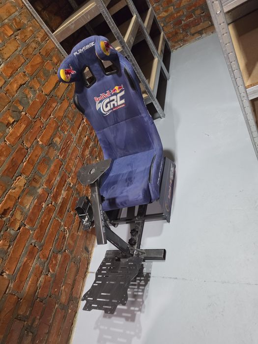 Playseat з доп обвісом для КП та ручника