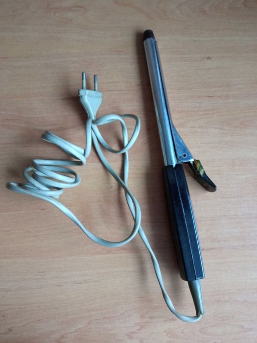 Stara lokówka z PRL