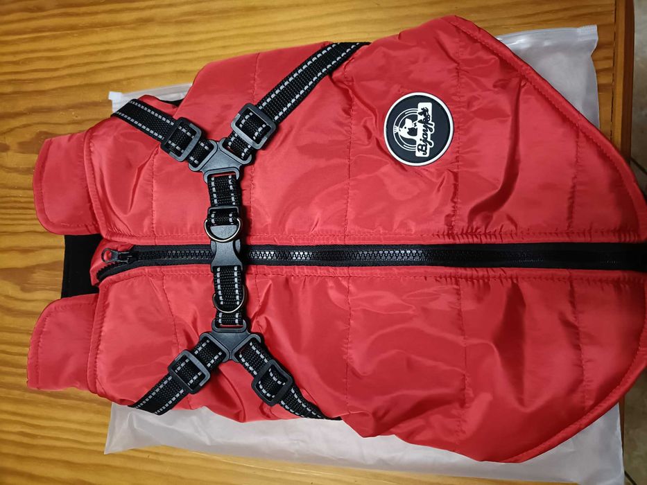 Roupa impermeável para cão nova