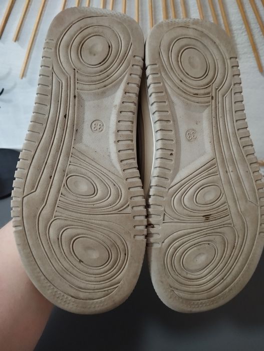 Кросівки для дівчинки