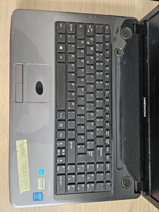 Laptop Medion Akoya E6234
