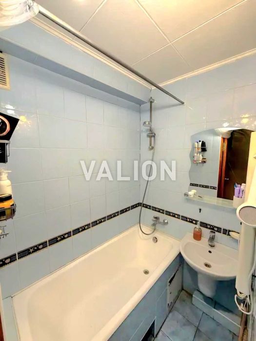 Продаж 3-кімнатної квартири з ремонтом, проспект Тичини, Березняки