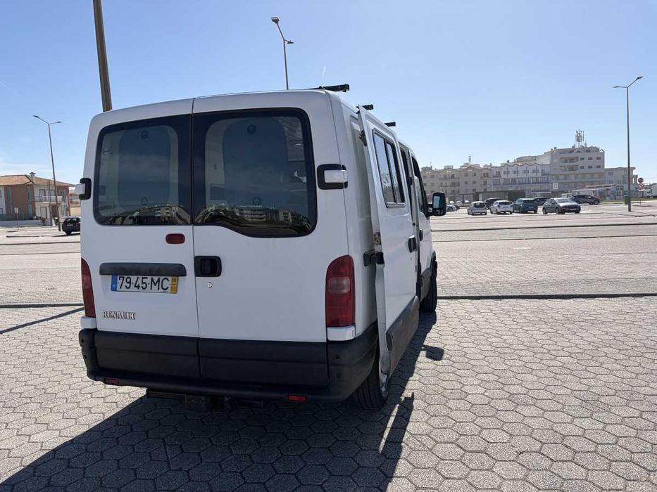 Campervan Renault Master 2.5D- Legalizada