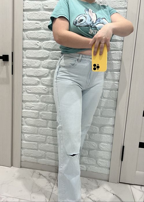 Джинси прямі, кльош; Bershka; River Island