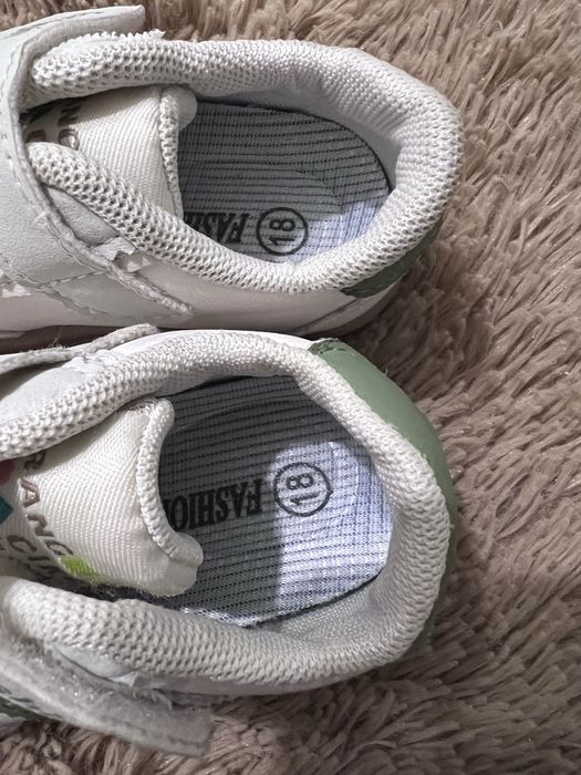 Кросівки, кеди, туфельки на хлопчика