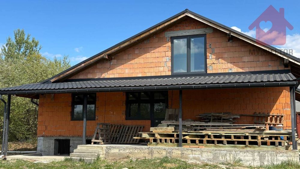 Терміновий продаж американки в мікрорайоні «Східний»