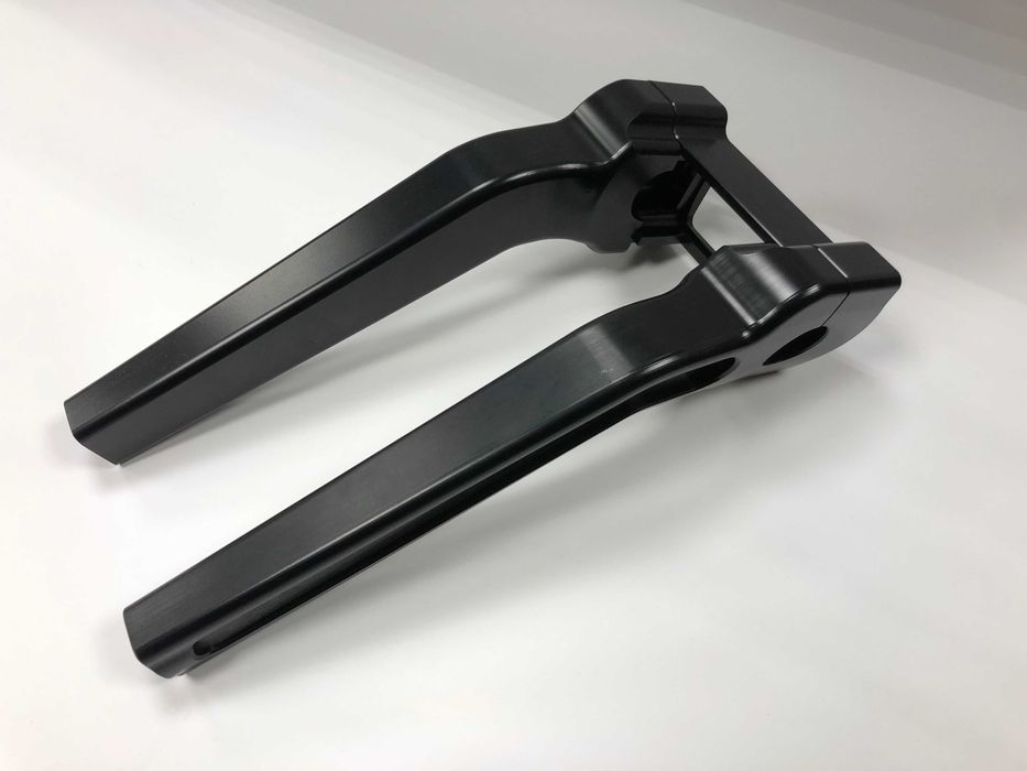 Стійки керма THRASHIN для Harley-Davidson Softail M8