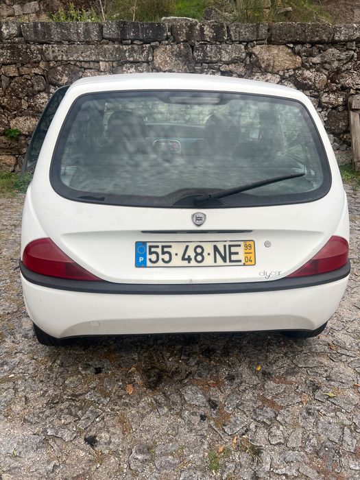Vendo Carro Lancia