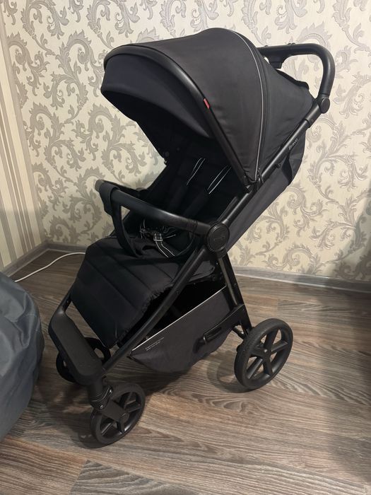 Ідеальна прогулянка! Carrello Bravo Plus (Pitch Black) — добрий стан