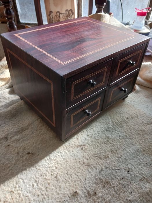 Contador   4  gavetas