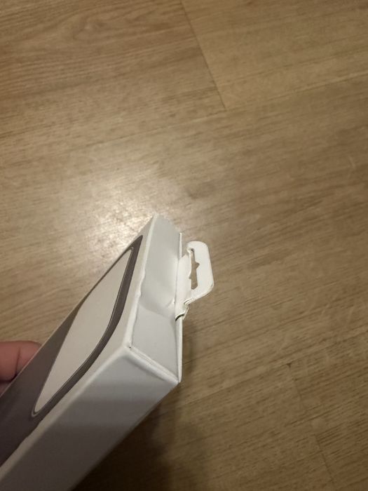 Nowe etui do iphone 17 pro max szare