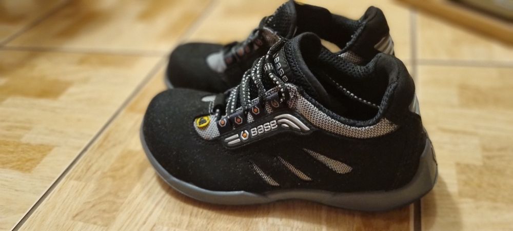 Obuwie robocze damskie