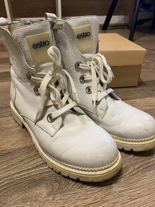 Черевики estro