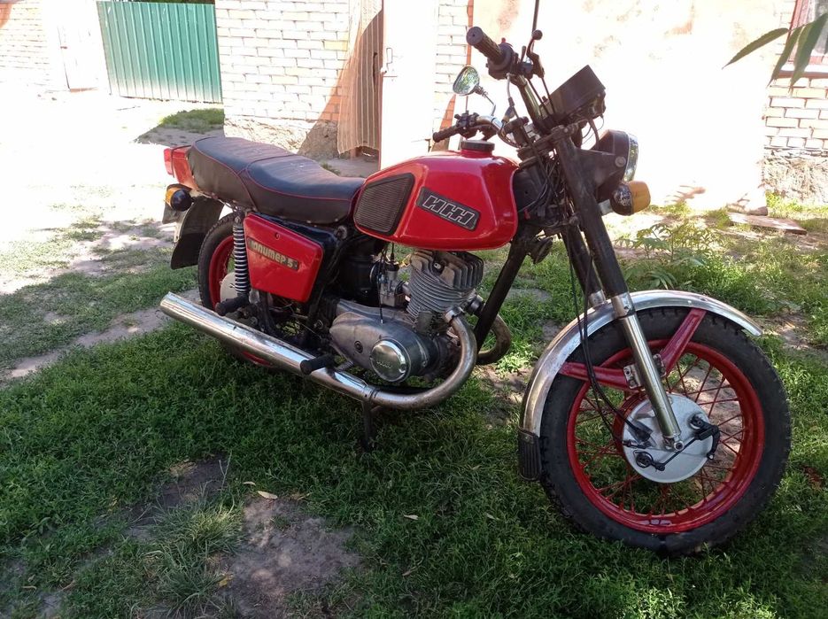 Мотоцикол Іж юпітер 5