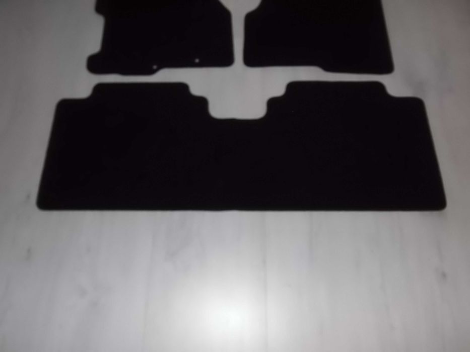 Dywaniki Welurowe HONDA CIVIC 7 VIII 3 drzwi Rok 01-06 Dopasowane
