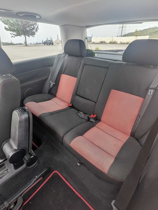 Volkswagen Golf MK4 1.6 16V SR