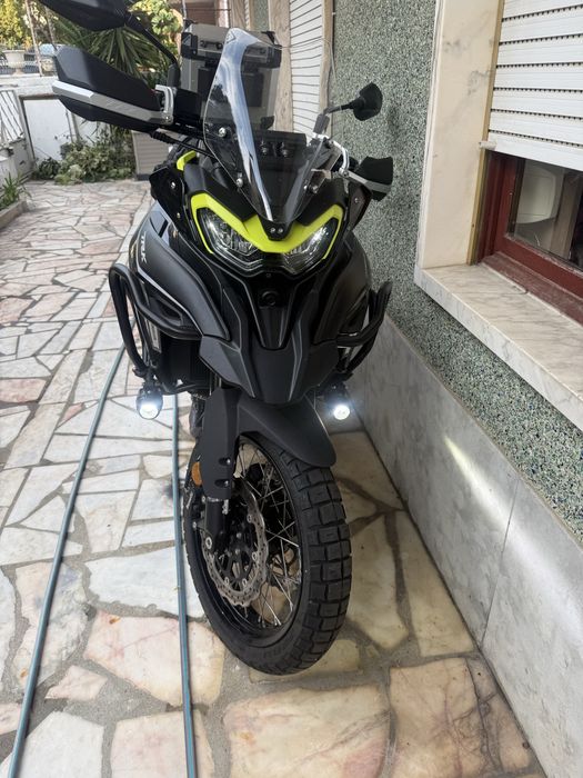 Benelli trk 702x