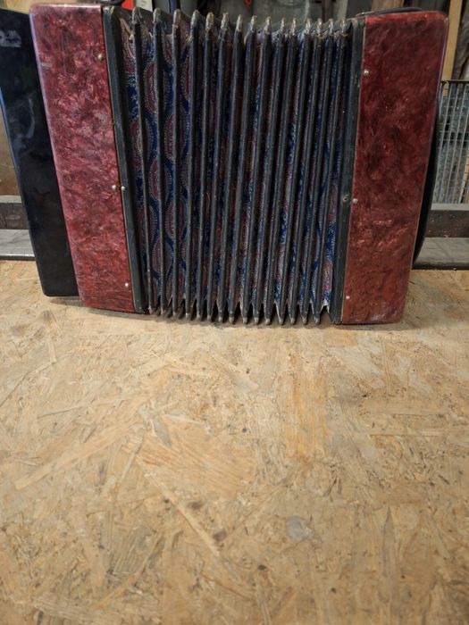 Garmon, harmonia, mały akordeon