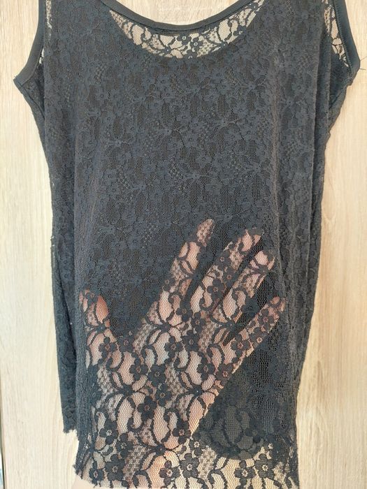 Czarny koronkowy top damski S Sinsay