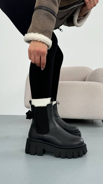 Нові жіночі челсі зимові шкіра