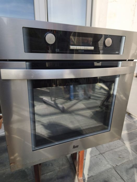 Forno encastrável TEKA HP 740 em inox