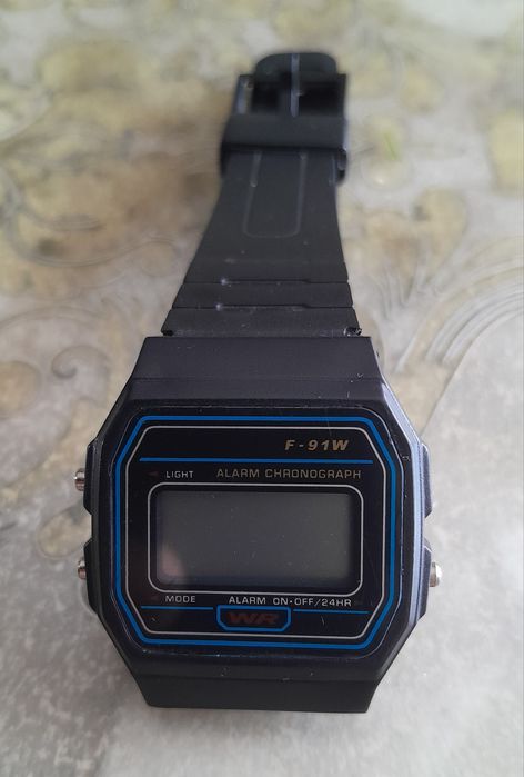 Годинник casio, часы