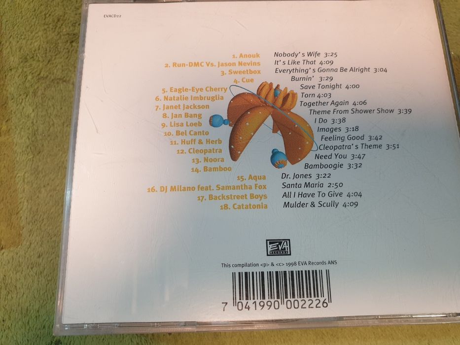 6 płyt CD różni wykonawcy.