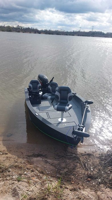 Łódź wędkarska aluminiowa 4m FishHawk 400