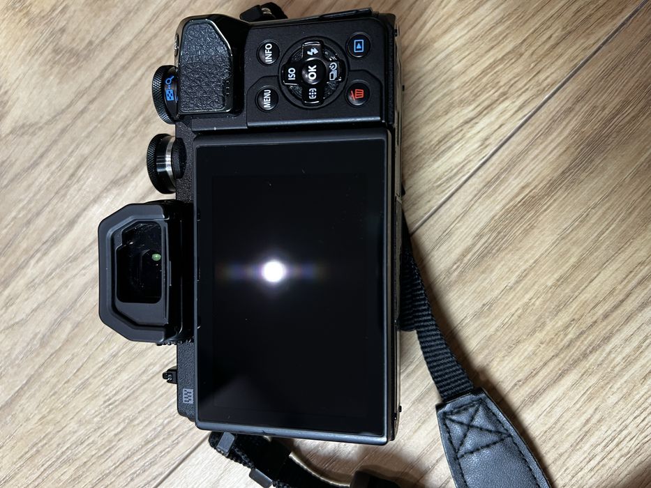 Olympus bezlusterkowiec OM-D E-M10 Mark III CZARNY