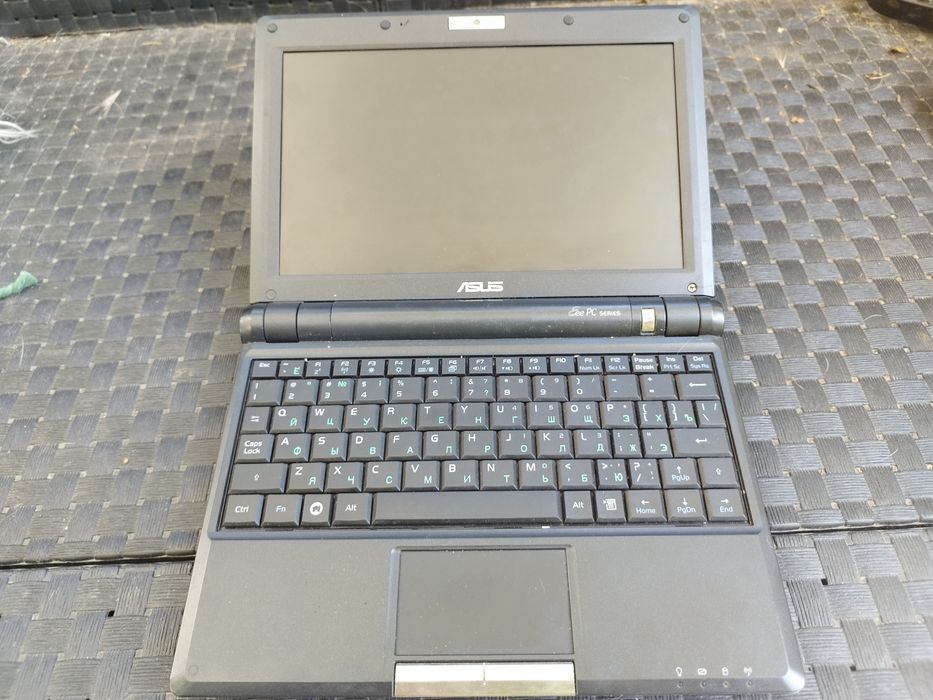 Asus Eee pc 900 20g ноутбук 4g+16g ddr2 2gb