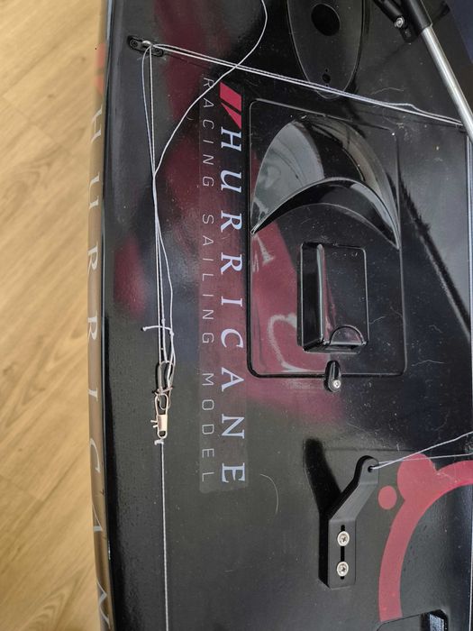 Veleiro RC Hurricane
